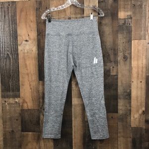 Hypr Wear Gray Leggings Size XL